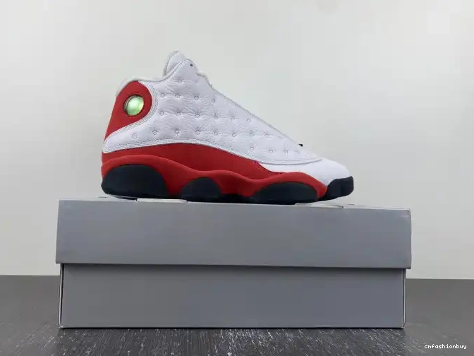 Retro (2017) Jordan Chicago OG 13 414571-122 0517